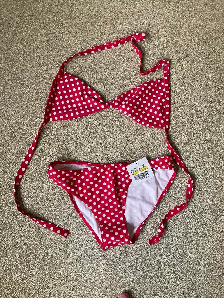 Bikini rood met witte bollen maat s/m ( nieuw ), Ophalen of Verzenden, Zo goed als nieuw, Rood, Bikini
