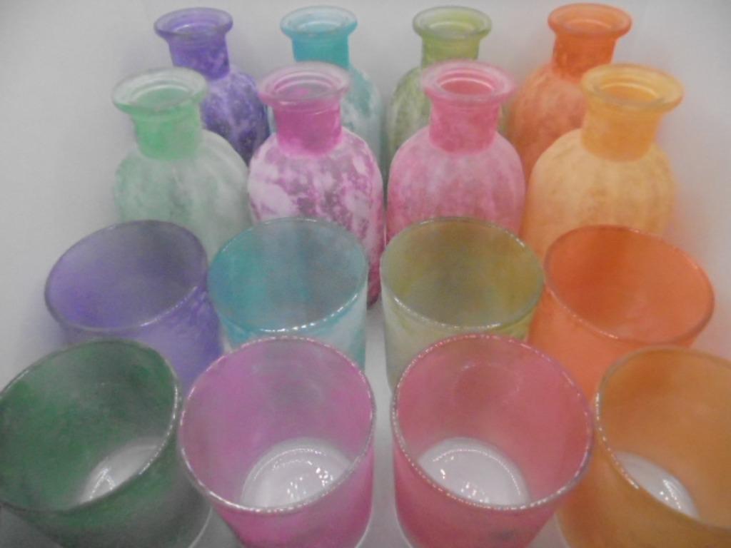 GLAZEN FLES en THEELICHT PASTEL TINTEN SET NIEUW, Maison & Meubles, Enlèvement ou Envoi, Neuf, Autres couleurs, Verre