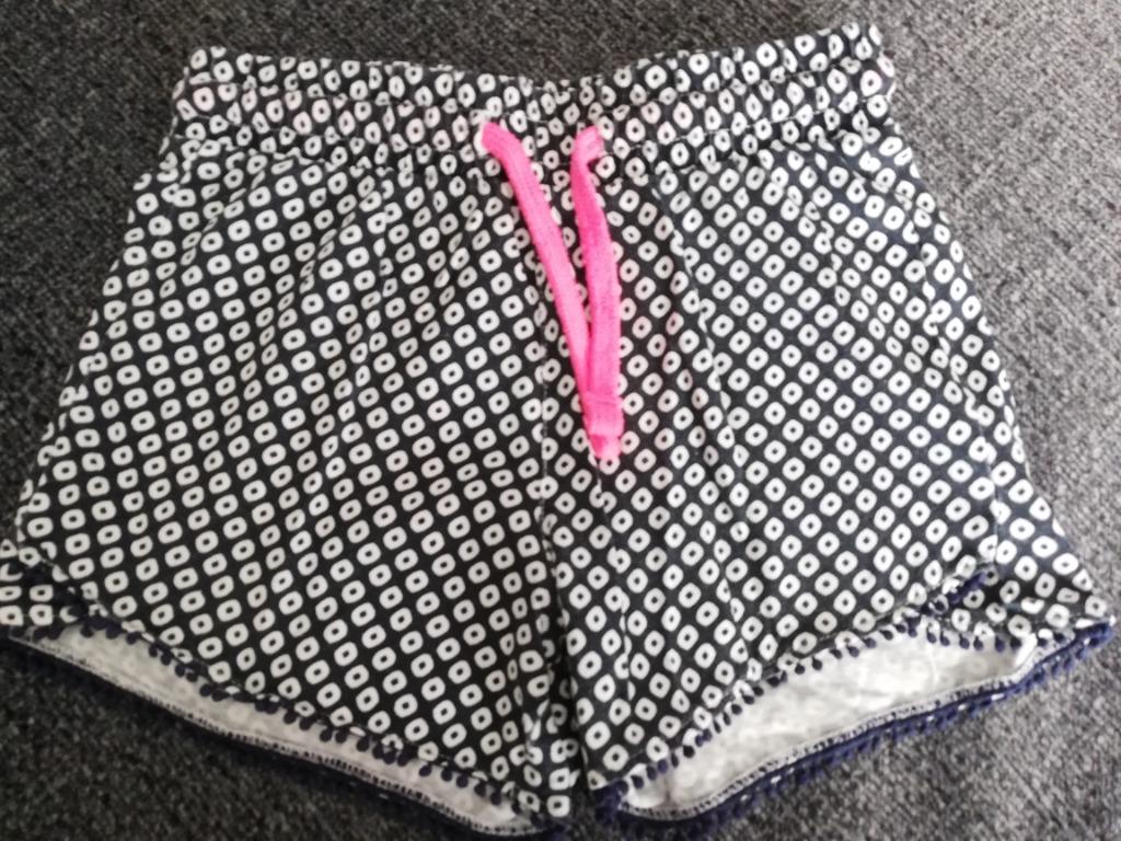 shortje maat 122/128 Hema, Kinderen en Baby's, Kinderkleding | Maat 122, Ophalen of Verzenden, Gebruikt, Hema, Meisje