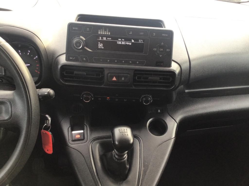citroen berlingo 12i benzine 110pk 2022 74000km 11950e ex, Voorwielaandrijving, Stof, 4 cilinders, Citroën