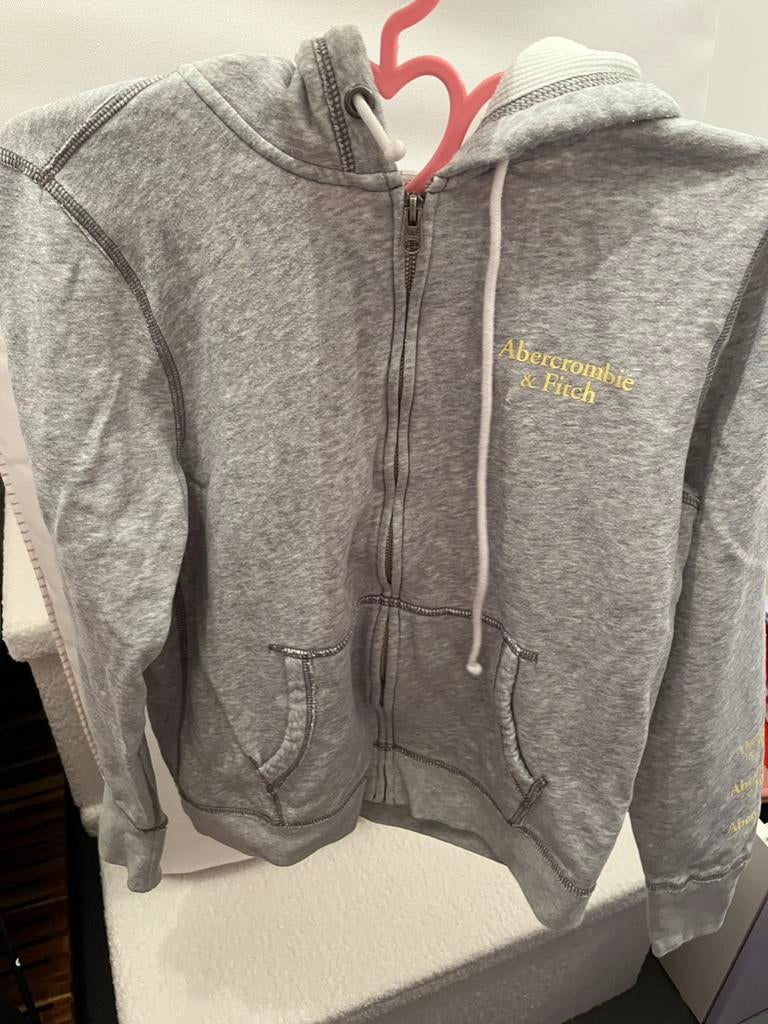 Pull capuche abercrombie M, Enlèvement ou Envoi