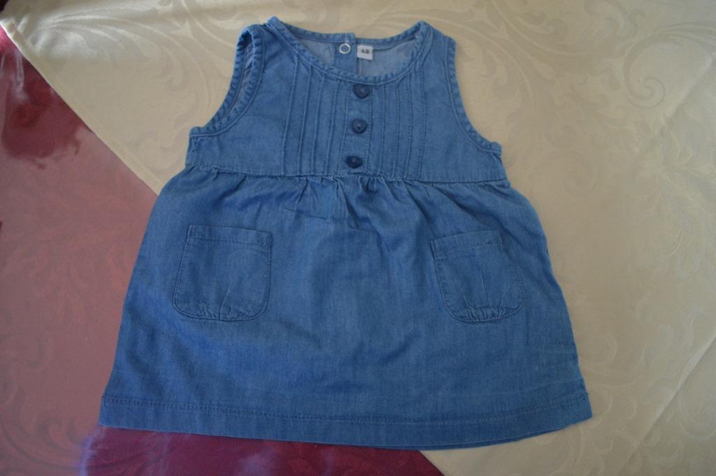 Jeansjukje vooraan knoopjes in hartvorm blauw maat 68, Kinderen en Baby's, Babykleding | Maat 68, Gebruikt, Meisje, Jurkje of Rokje