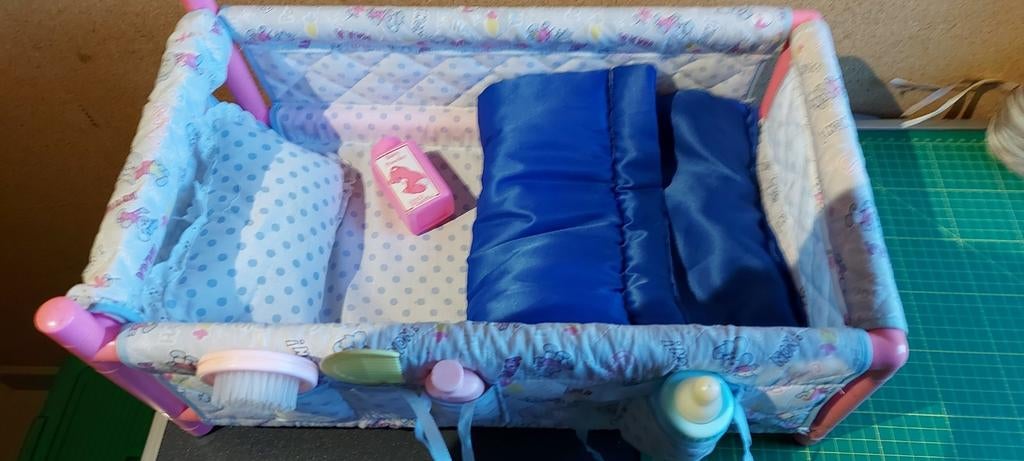 Poppenbedje, Kinderen en Baby's, Ophalen of Verzenden