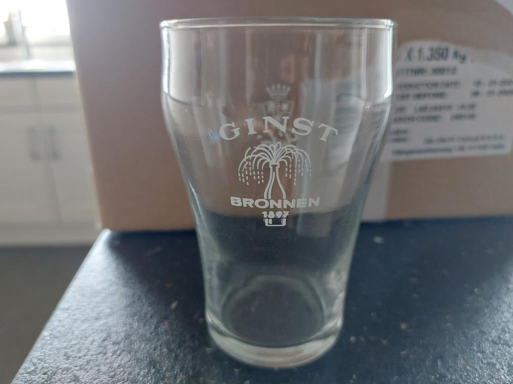 Ginst bronnen limonade glas, Verzamelen, Ophalen of Verzenden, Zo goed als nieuw, Frisdrankglas