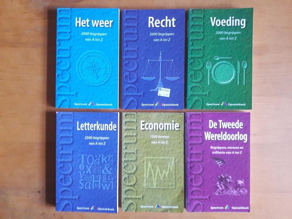 Spectrum opzoekboeken Lot, Enlèvement ou Envoi, Comme neuf