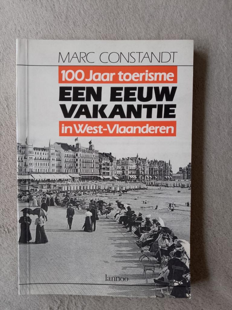 Boek 100 jaar toerisme een eeuw vakantie in West Vlaanderen, Verzenden
