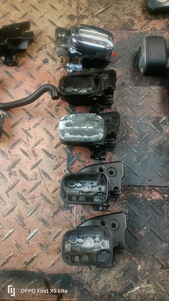 Pompe de frein Harley-Davidson, Enlèvement ou Envoi