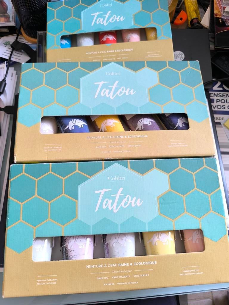 Set van 15X,  verf op waterbasis, Colibri, Tatou, Ophalen of Verzenden