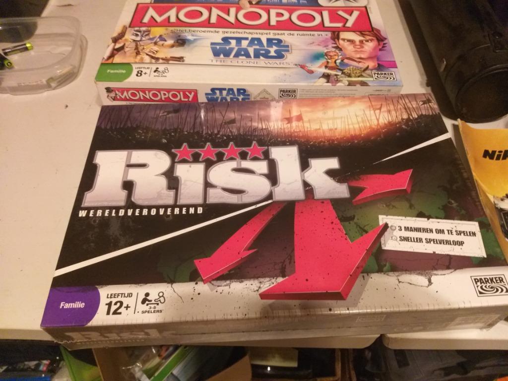 Risk gezelschappsel , nieuw.., Hobby en Vrije tijd, Gezelschapsspellen | Overige, Ophalen, Nieuw
