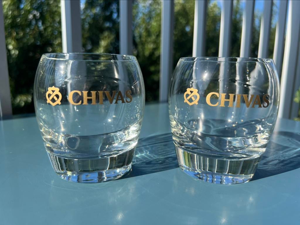 2 verres Chivas originaux., Envoi, Neuf, Verres et Verres à shot