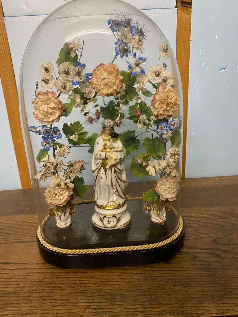 150 jaar oude Lieve vrouw onder stolp, Antiek en Kunst, Verzenden