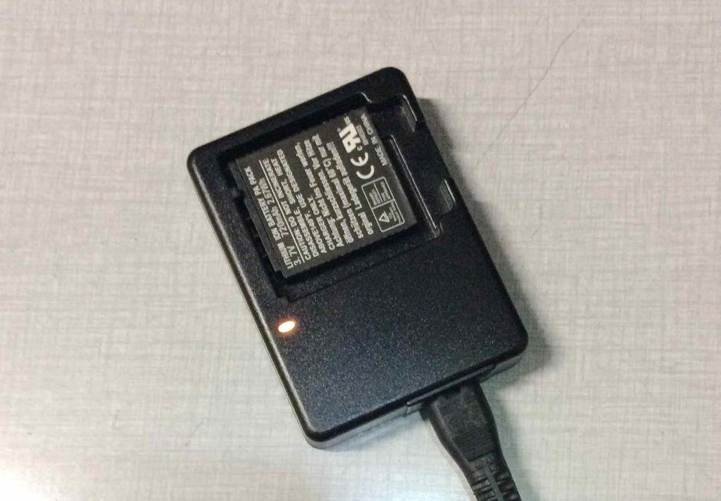 4.2v 500mA batterijlader, Ophalen of Verzenden, Zo goed als nieuw