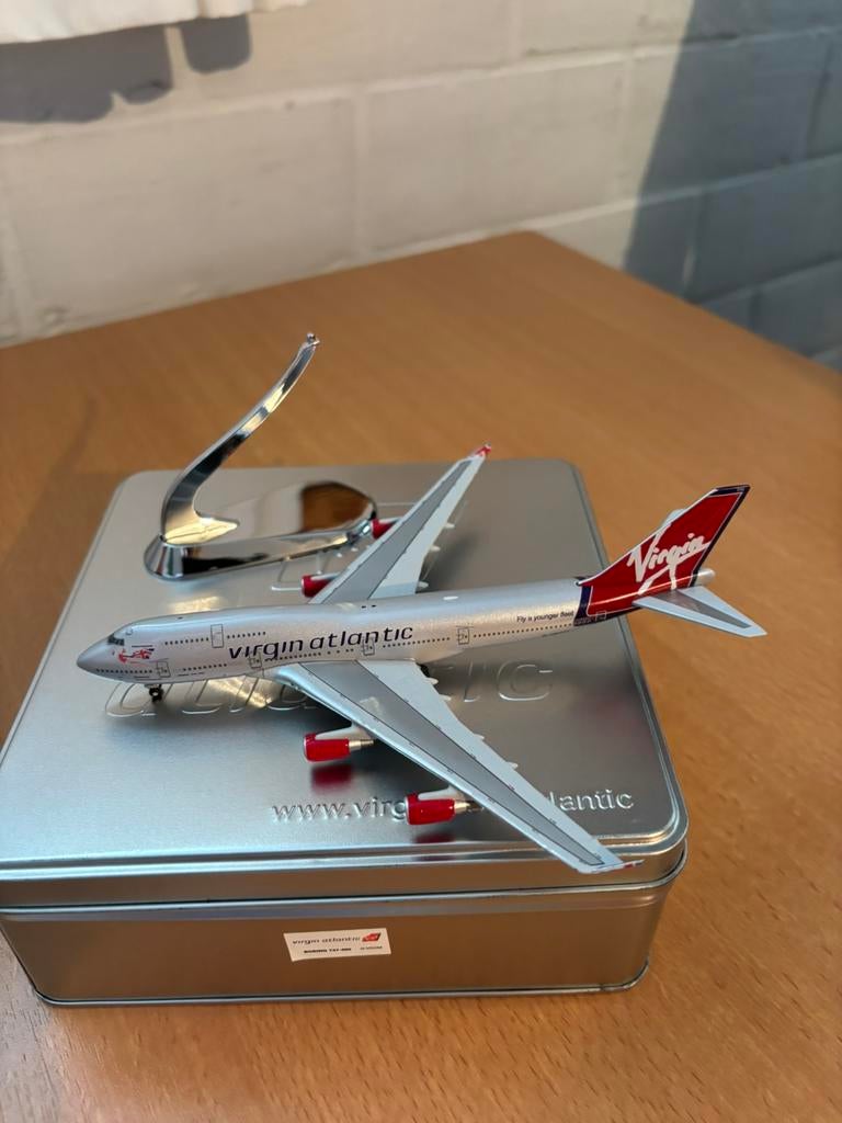 Unieke maquette Virgin Atlantic - Ltd edition, Hobby en Vrije tijd, Ophalen of Verzenden, Nieuw, Vliegtuig