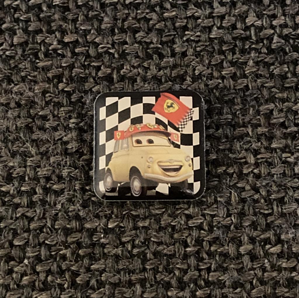 PIN - DISNEY - PIXAR - CARS, Verzamelen, Verzenden, Gebruikt, Figuurtje, Speldje of Pin