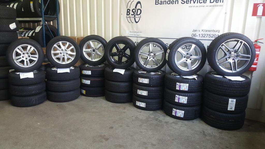 205/45R17 88 V Michelin primacy 4 prijs 135,- euro per stuk, Ophalen, Nieuw, 17 inch, 205 mm