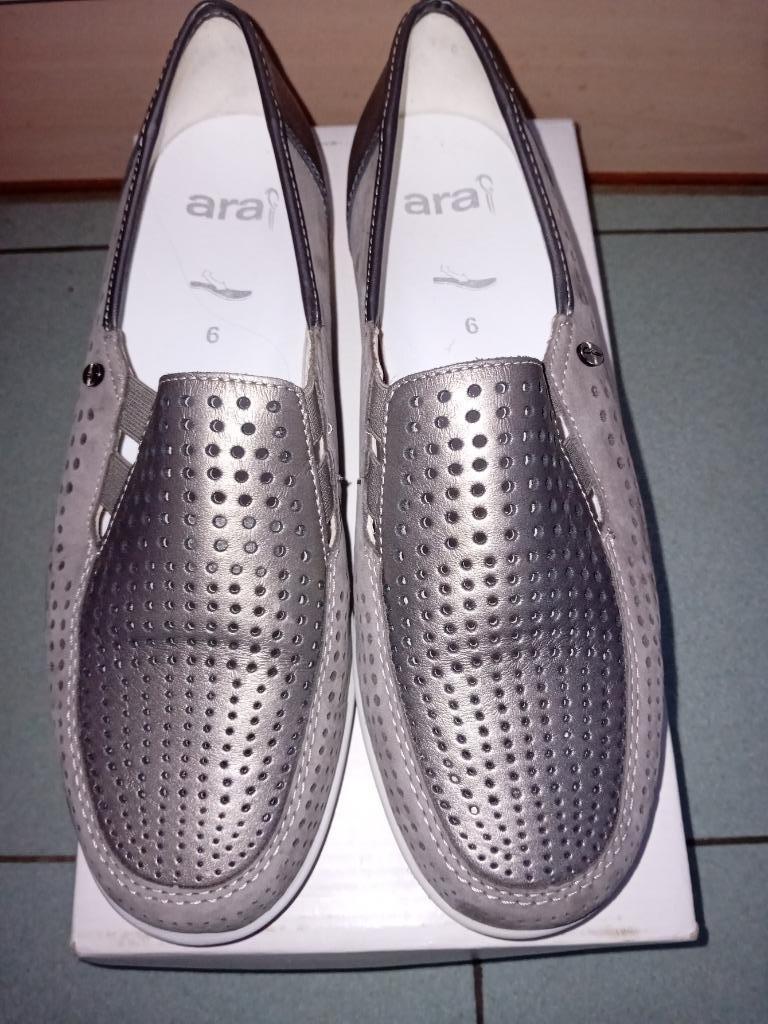 Chaussures femme à enfiler ara pointure 39, Schoenen met lage hakken, Beige, Ophalen of Verzenden, Zo goed als nieuw
