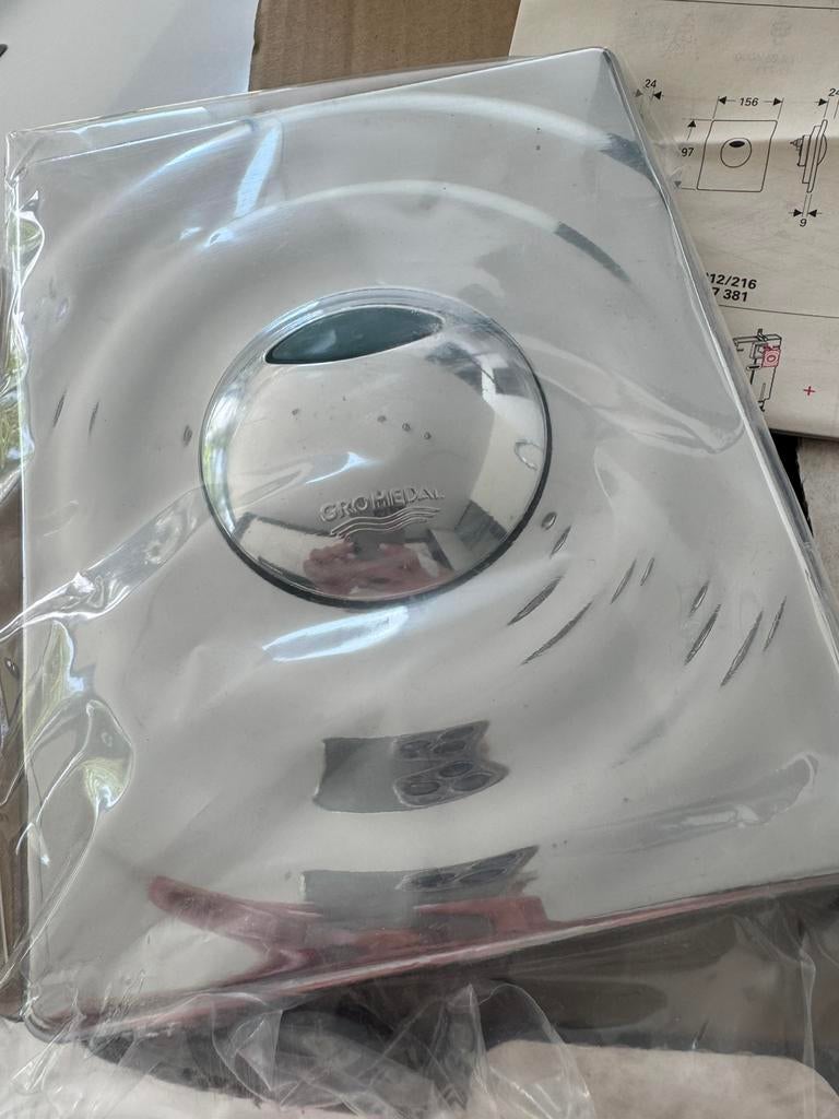 Assiette de toilette Grohe Surf NEUVE, Enlèvement, Neuf