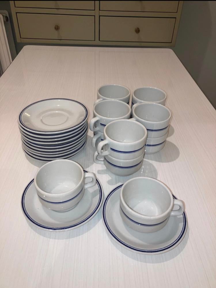 Koffieservies 12 stuks ( kopje + ondertas) in totaal, Ophalen of Verzenden, Zo goed als nieuw