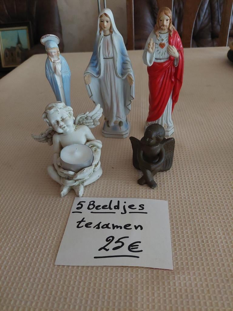 5 figurines H., Enlèvement ou Envoi, Utilisé