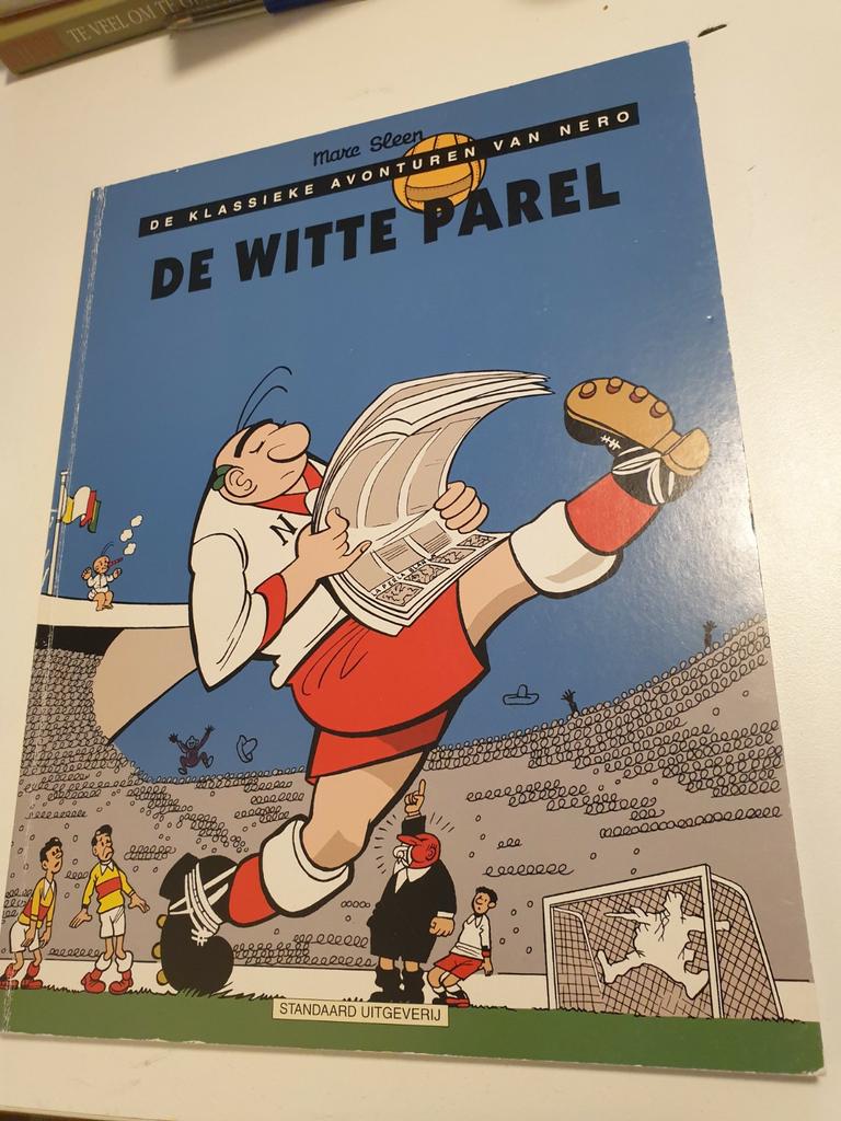 NERO KLASSIEK NR 43 DE WITTE PAREL MARC SLEEN 2002 standaard, Boeken, Stripverhalen, Ophalen of Verzenden, Gelezen, Marc Sleen