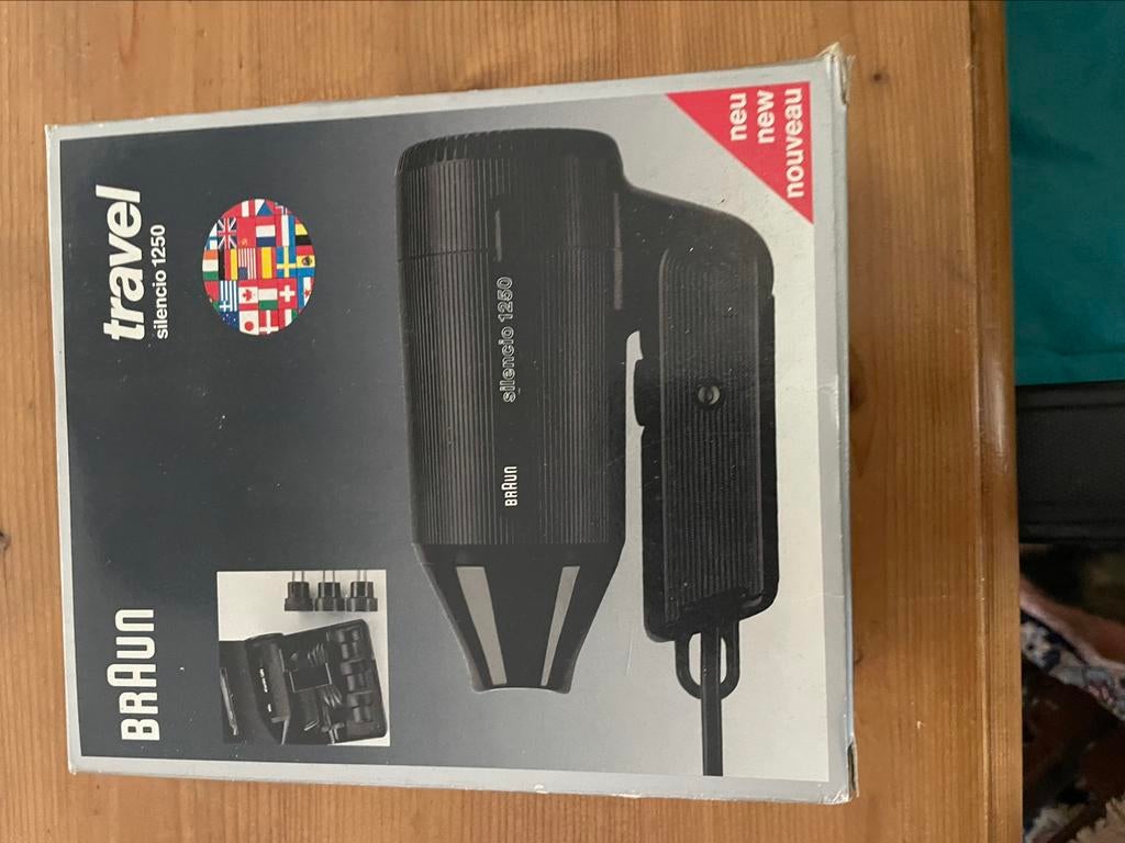 BRAUN travel silencio 1250, Ophalen of Verzenden, Zo goed als nieuw