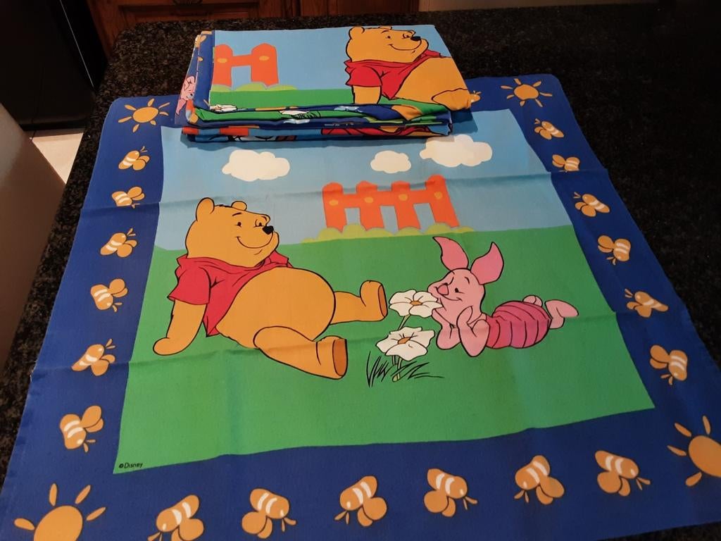 1pers.dekbed winny de poeh, Ophalen, Zo goed als nieuw