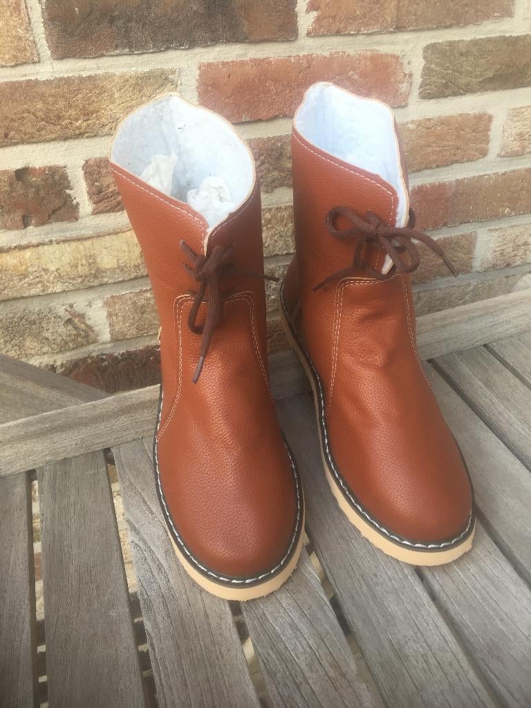 NIEUWE WINTERLAARSJES CAMEL MAAT 39, Enlèvement ou Envoi, Neuf, Boots et Botinnes