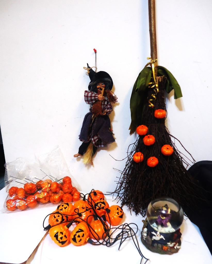 Halloween Pieces Gratuit Lampes balai sorcière 😍💑🥳🎁, Hobby & Loisirs créatifs, Enlèvement ou Envoi, Neuf, Décoration
