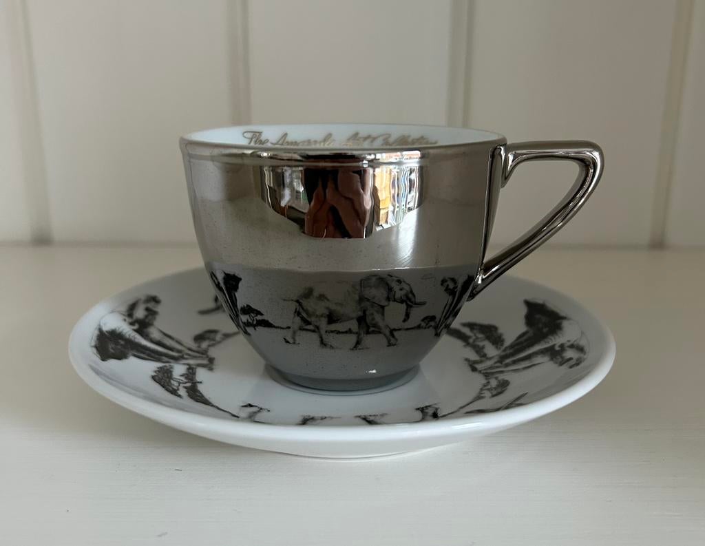 1 tasse/soucoupe The Amarula Art Collection, Enlèvement ou Envoi