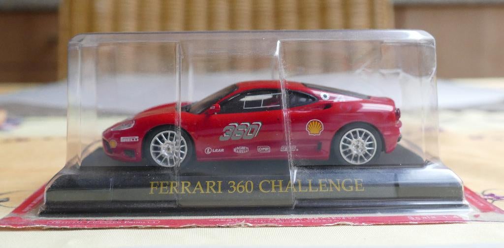 Ferrari 360 Challenge Rouge 1/43 + Livret, Ophalen of Verzenden, Nieuw, Auto, Overige merken