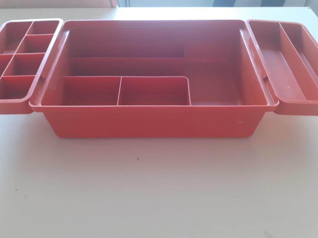 BOITE A COUTURE TUPPERWARE BEL ÉTAT, Enlèvement, Utilisé, Orange, Boîte