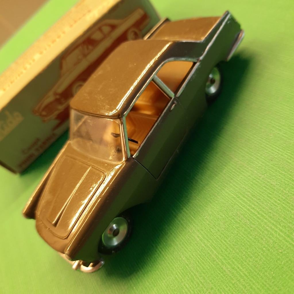 SOLIDO N 121 : LANCIA FLAMINIA COUPE PININ FARINA, Hobby & Loisirs créatifs, Voitures miniatures | 1:43, Enlèvement, Comme neuf