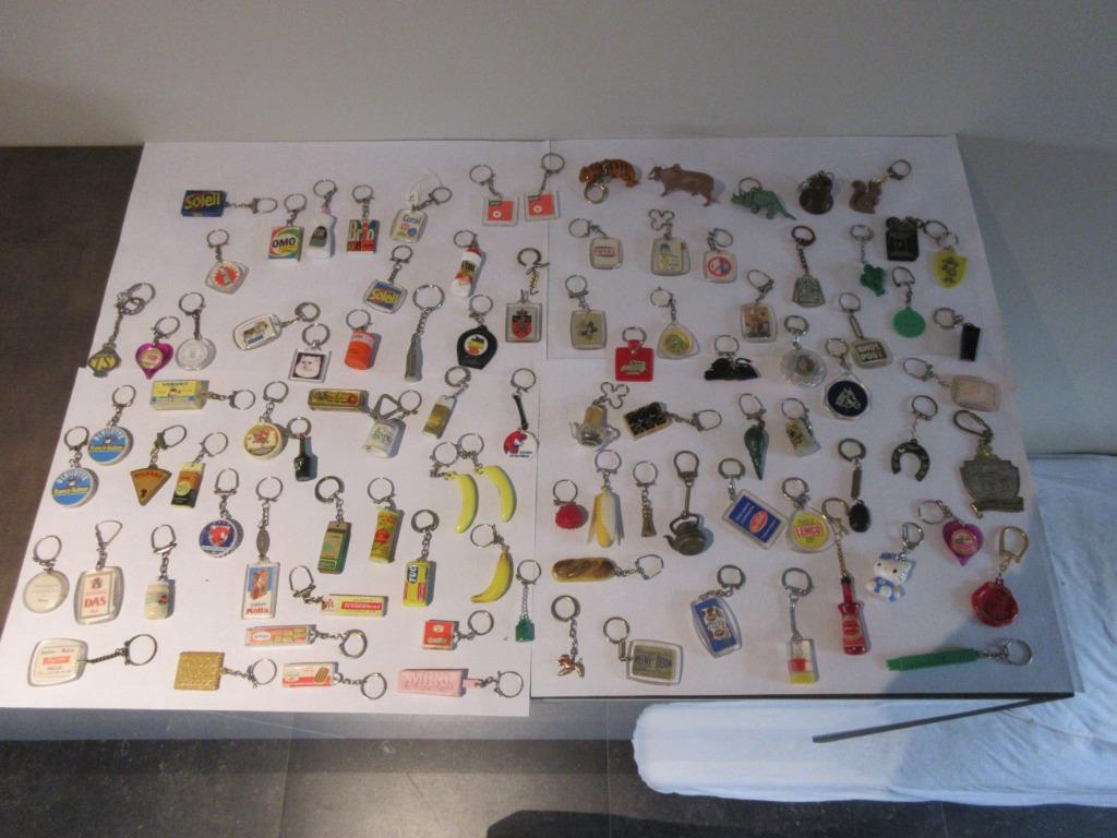Prachtige verzameling sleutelhangers vintage publiciteit, Verzamelen, Sleutelhangers, Ophalen