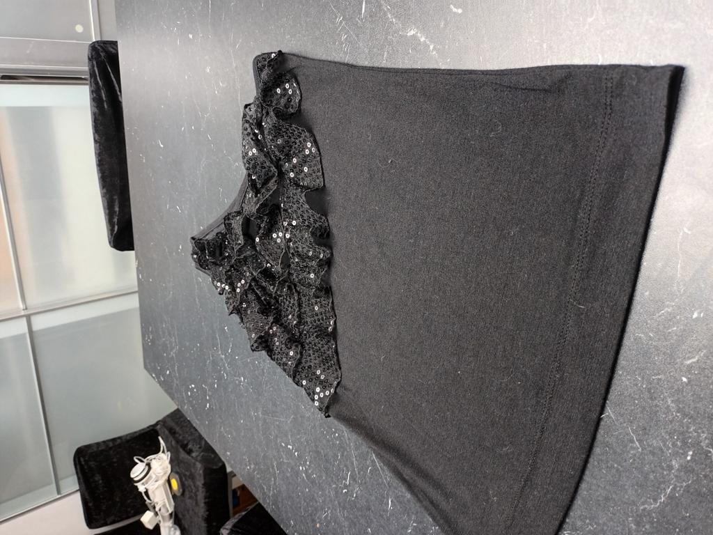 Mooi one shoulder topje, Enlèvement, Comme neuf, Taille 38/40 (M), Noir