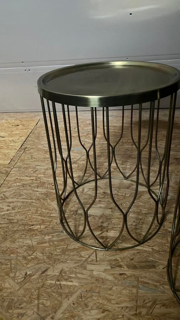 Goudkleurige retro bijzet tafel, Huis en Inrichting, Minder dan 55 cm, Metaal of Aluminium, Rond, Zo goed als nieuw