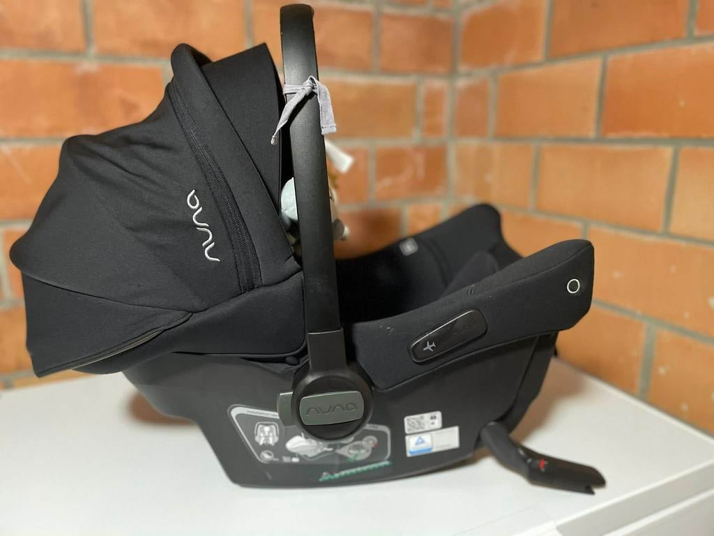 Nuna autostoel, Enfants & Bébés, Sièges auto, Enlèvement, Comme neuf