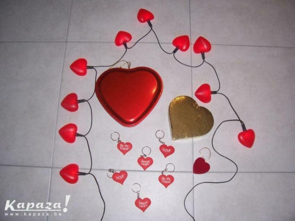 Valentijns decoratie, Ophalen, Zo goed als nieuw