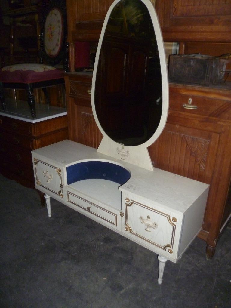 KAPTAFEL COMMODE  LOUIS XVI, Ophalen