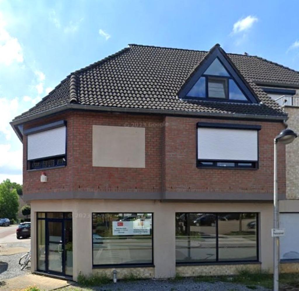 Commerciële handelsruimte in Heusden centrum, Immo, 306 m², Heusden-Zolder, Provincie Limburg