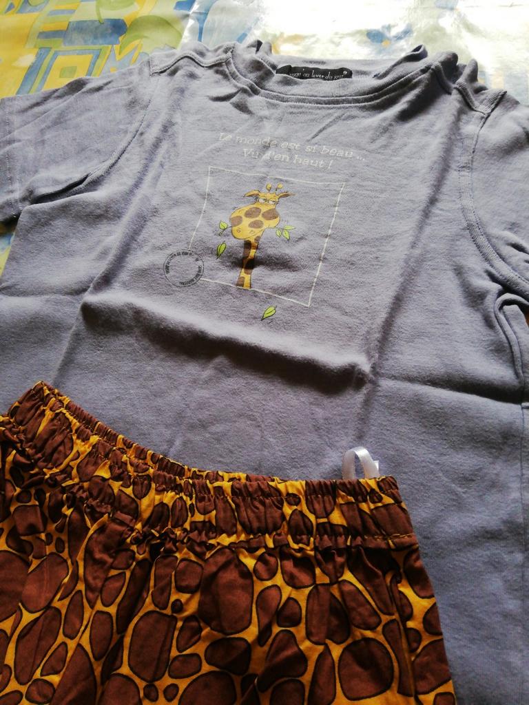 Pyjama enfant. Jusqu'au Lever du Jour. Taille 6ans., Enlèvement ou Envoi, Comme neuf