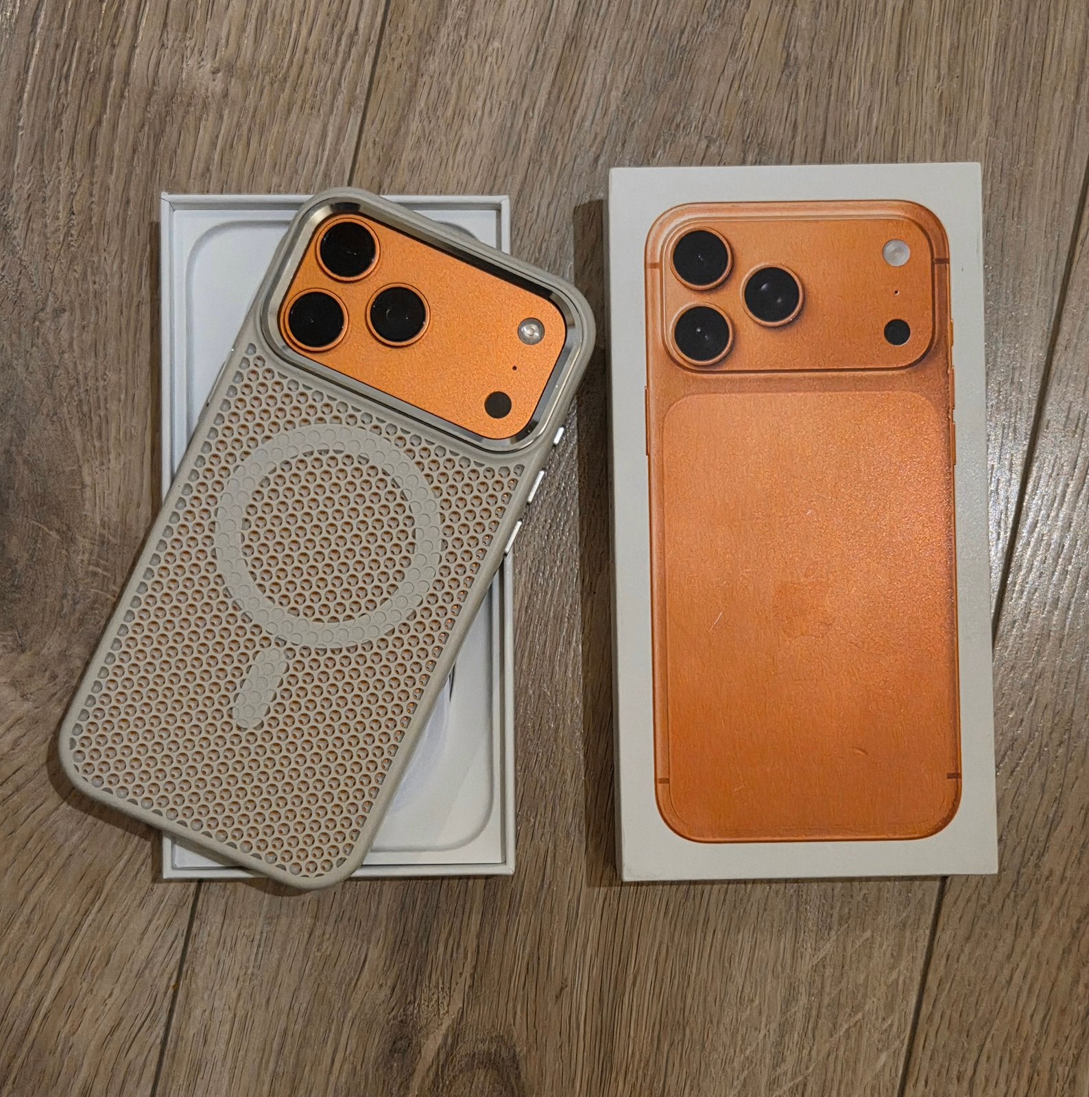 iPhone 17 Pro Max - 256GB - Oranje, IPhone 17, Oranje, Ophalen of Verzenden, Zo goed als nieuw