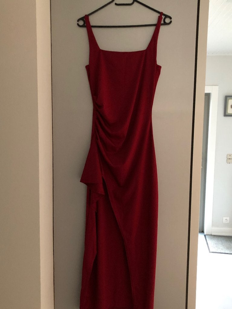 Lange damesjurk met zijsplit en elegante open rug, Overige kleuren, Nieuw, Onder de knie, Ophalen
