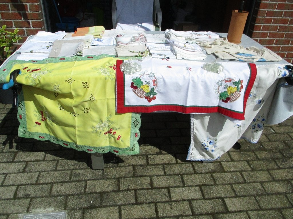 Nieuwe tafelkleedjes 40x50 ., Huis en Inrichting, Vierkant, Nieuw, Katoen, Wit
