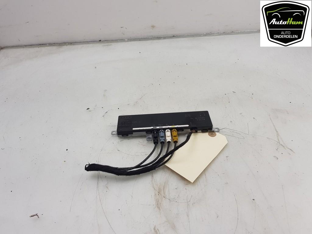 ANTENNE VERSTERKER Audi A6 (C6) (|4F9035225D|), Gebruikt, Audi
