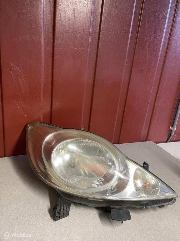 Koplamp rechts Peugeot 107 ('06-'14), Gebruikt, Ophalen of Verzenden, Peugeot