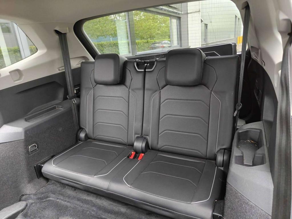Volkswagen Tiguan Allspace 1.5 TSI R-line 7-zit/20"/Pano/Led, Auto's, Volkswagen, 149 pk, 4 cilinders, 7 zetels, Leder