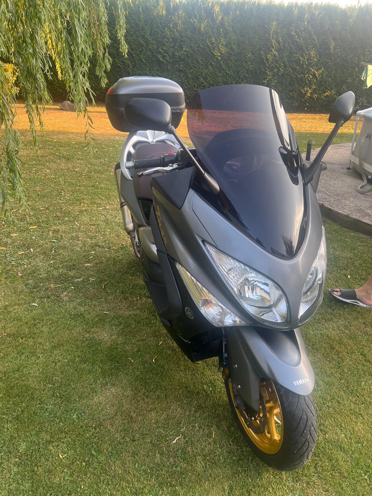 Yamaha Tmax, Particulier