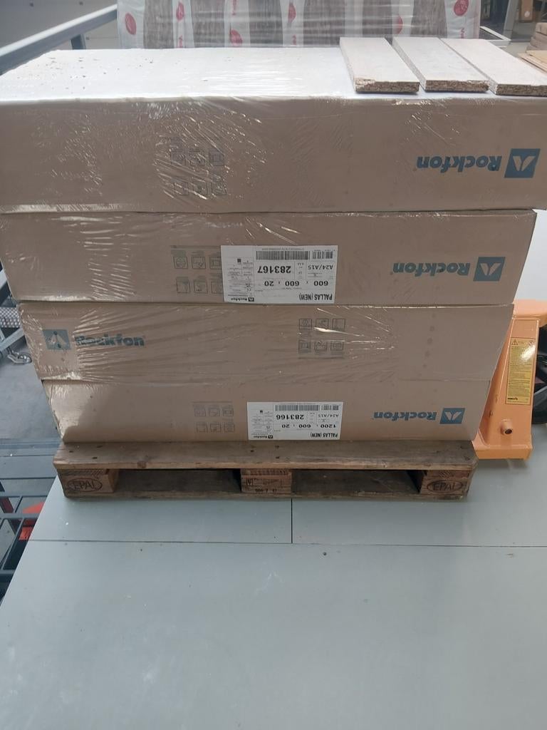 Tegel plafond platen 600x600x20 mm, Ophalen