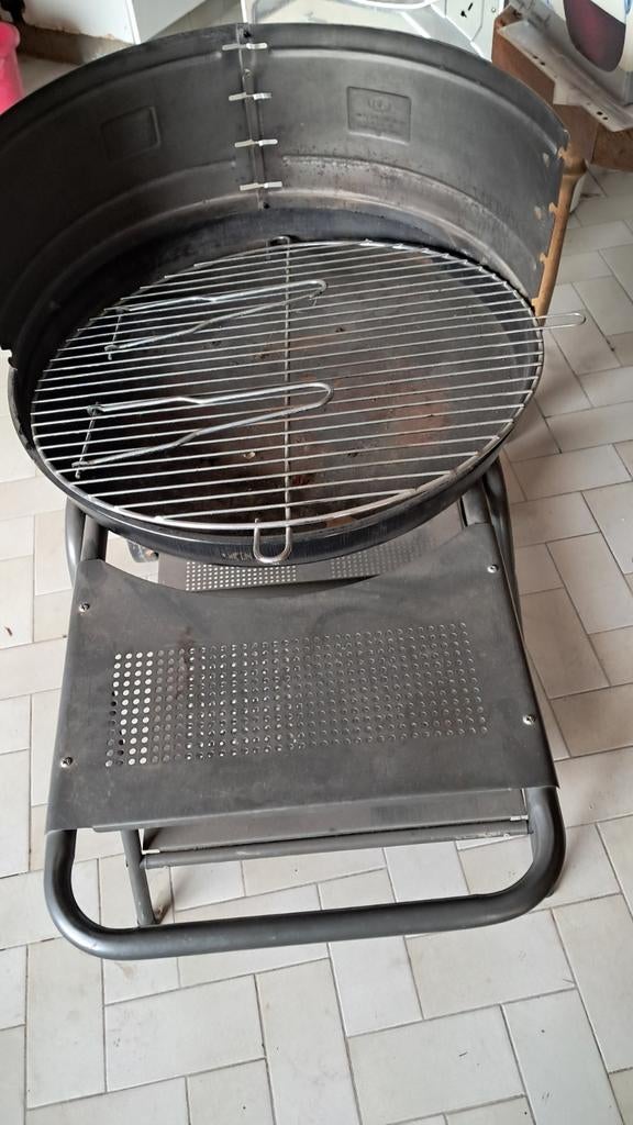 Barbecue au charbon, Enlèvement