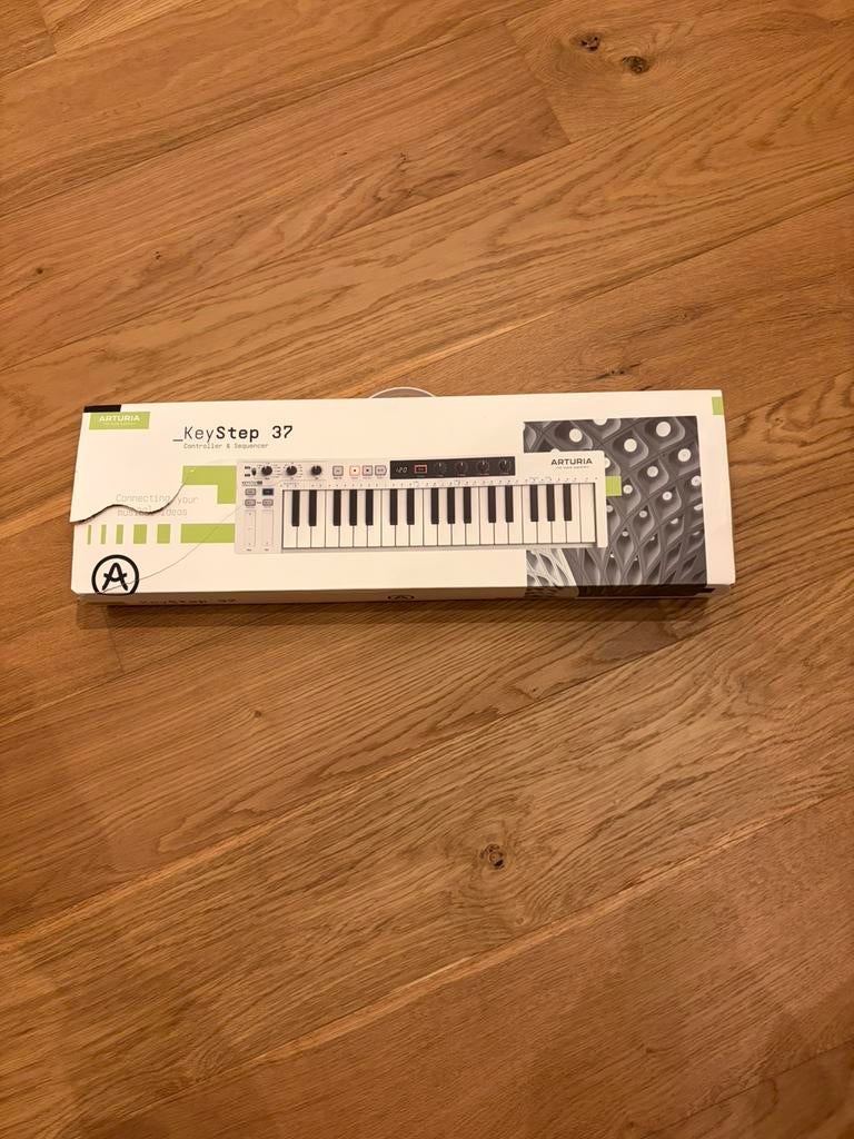 Arturia keystep 37, Enlèvement, Comme neuf